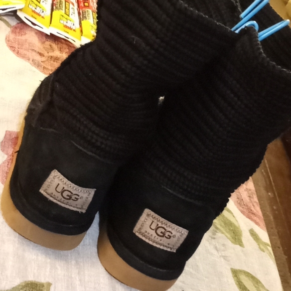 Ugg boots - Picture 2 of 4